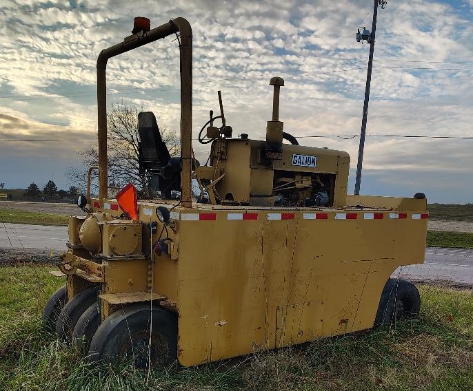 1966 GALION UB-220 9 Wheel Pneumatic Roller